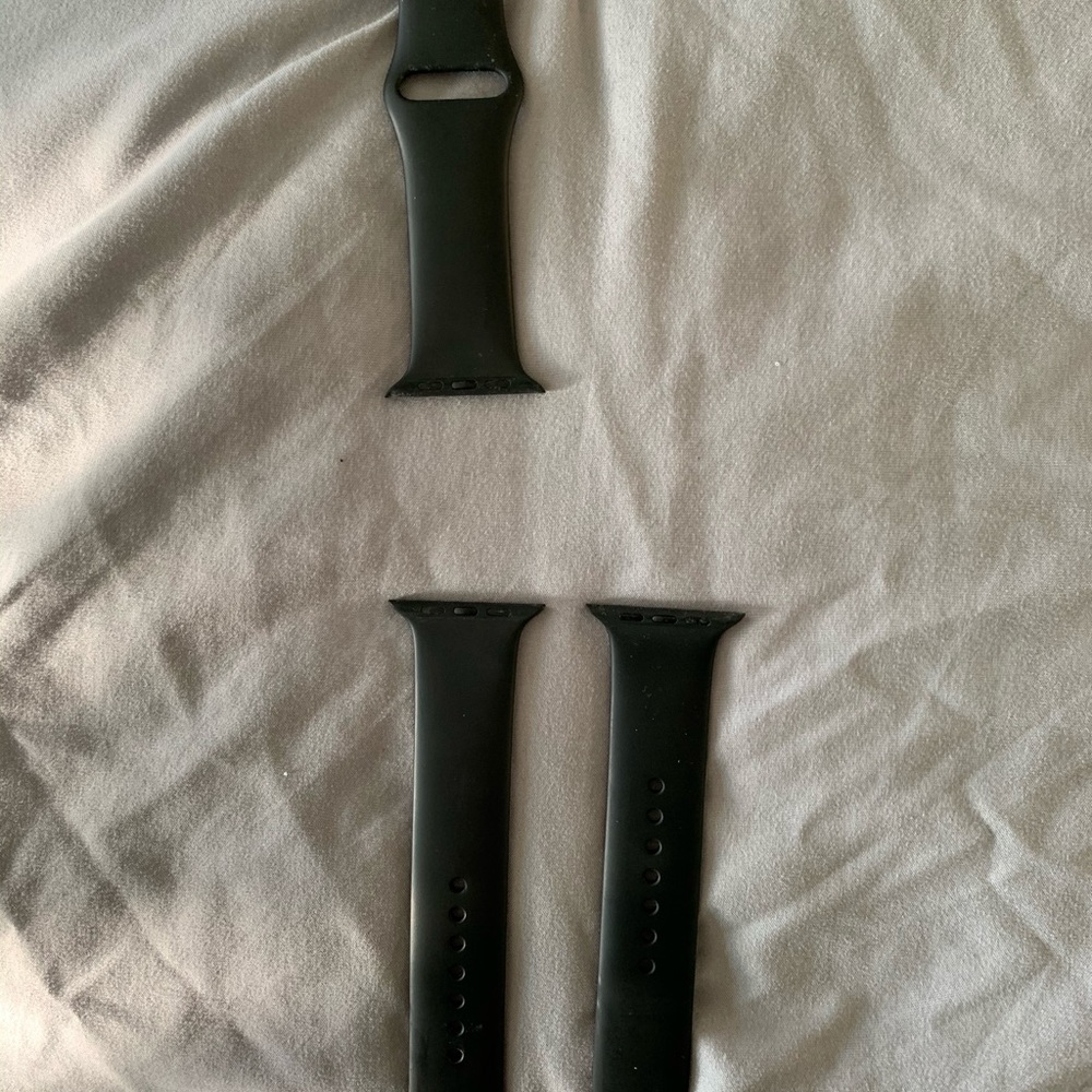 Black Apple Watch bands